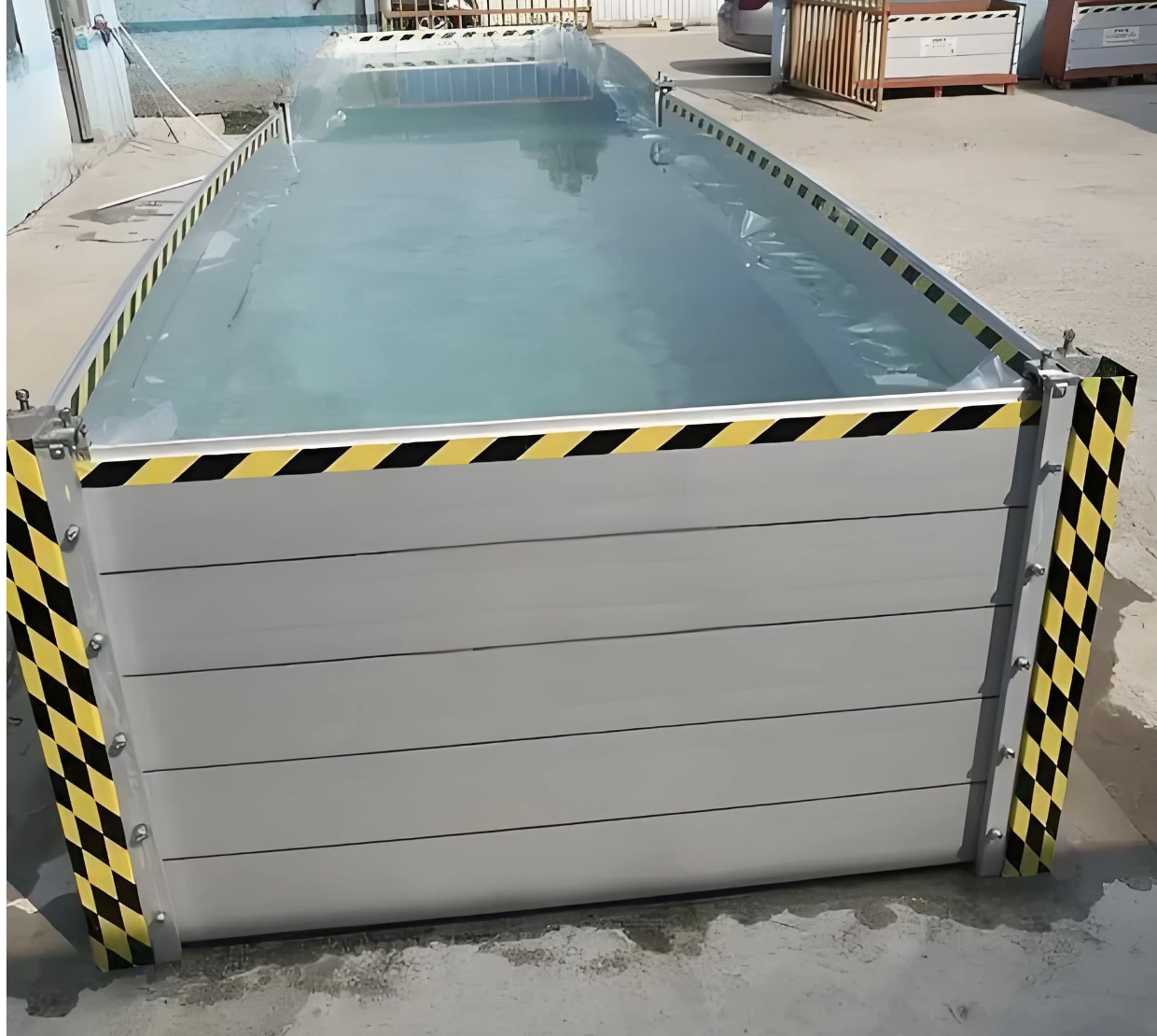flood barrier test
